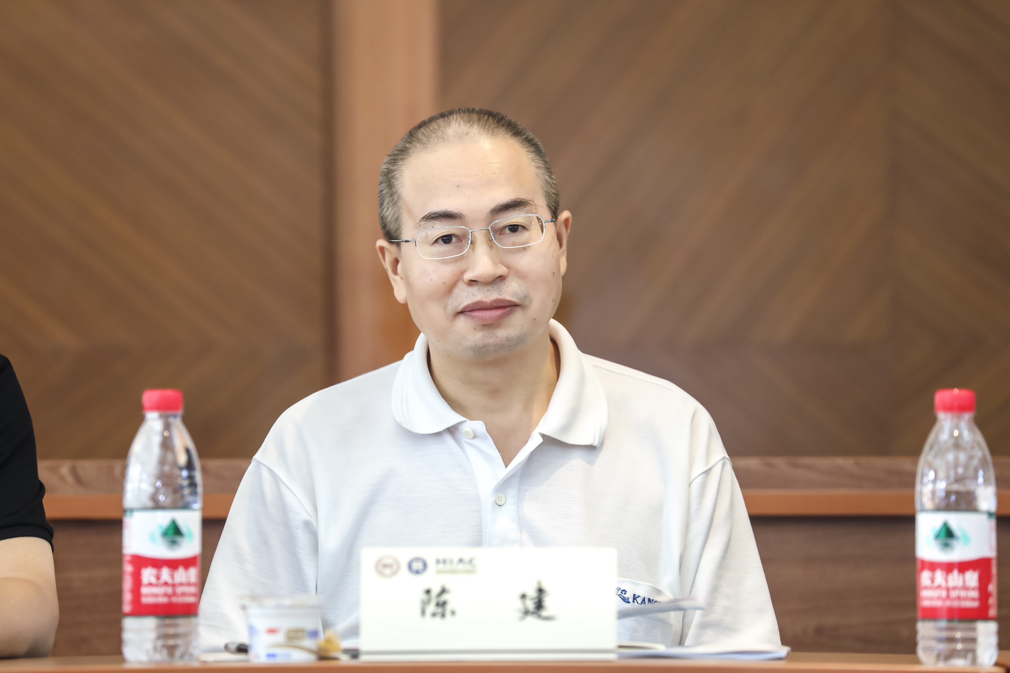 019陈建.jpg
